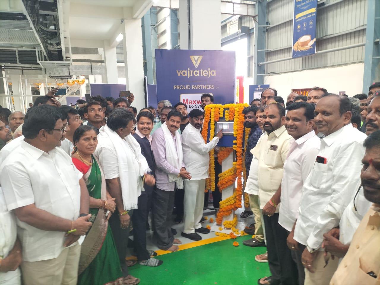 పారిశ్రామిక ప్రగతికి ప్రభుత్వం పెద్దపీట: మంత్రి జగదీశ్ రెడ్డి పారిశ్రామిక ప్రగతికి ప్రభుత్వం పెద్దపీట: మంత్రి జగదీశ్ రెడ్డి