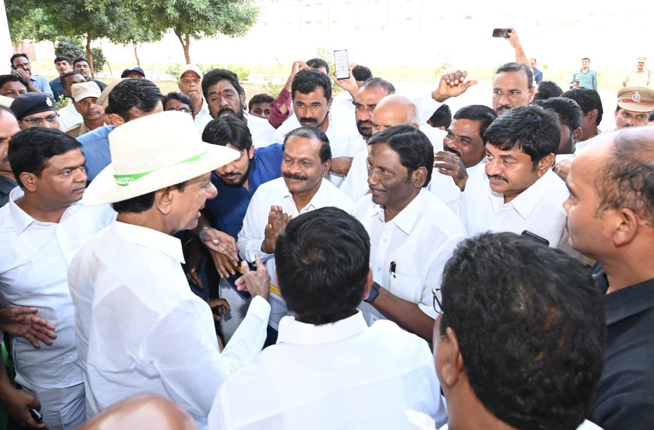 బియ్యం ఎగుమతిపై ట్యాక్స్ రద్దు: సీఎం కేసీఆర్ బియ్యం ఎగుమతిపై ట్యాక్స్ రద్దు: సీఎం కేసీఆర్