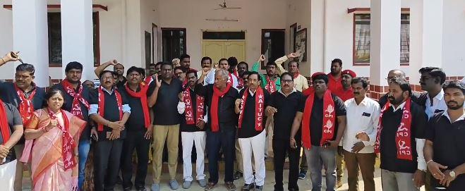 ప్రధాని పర్యటన.. CPI కూనంనేని అరెస్ట్ ప్రధాని పర్యటన.. CPI కూనంనేని అరెస్ట్