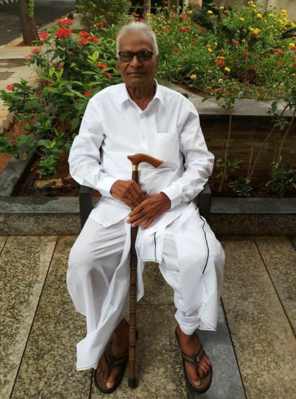 తెలంగాణ సాయుధ పోరాట యోధుడు.. పిచ్చిరెడ్డి మృతి తెలంగాణ సాయుధ పోరాట యోధుడు.. పిచ్చిరెడ్డి మృతి