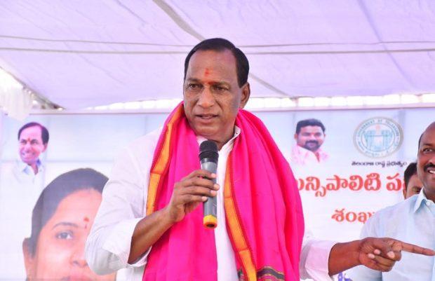 ఢిల్లీలో మా ప్రభుత్వం వస్తుంది.. ఇన్కమ్ ట్యాక్స్లో మినహాయింపు ఇస్తాం: మంత్రి మల్లారెడ్డి ఢిల్లీలో మా ప్రభుత్వం వస్తుంది.. ఇన్కమ్ ట్యాక్స్లో మినహాయింపు ఇస్తాం: మంత్రి మల్లారెడ్డి