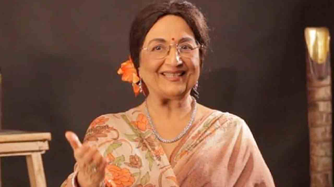 రెండు నిమిషాల్లో 2 సార్లు గుండెపోటు.. సీనియర్ నటి మృతి రెండు నిమిషాల్లో 2 సార్లు గుండెపోటు.. సీనియర్ నటి మృతి