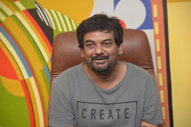 సినిమాలు చూసి.. పూరికి సామాజిక బాధ్యత లేదంటే తప్పు..! సినిమాలు చూసి.. పూరికి సామాజిక బాధ్యత లేదంటే తప్పు..!