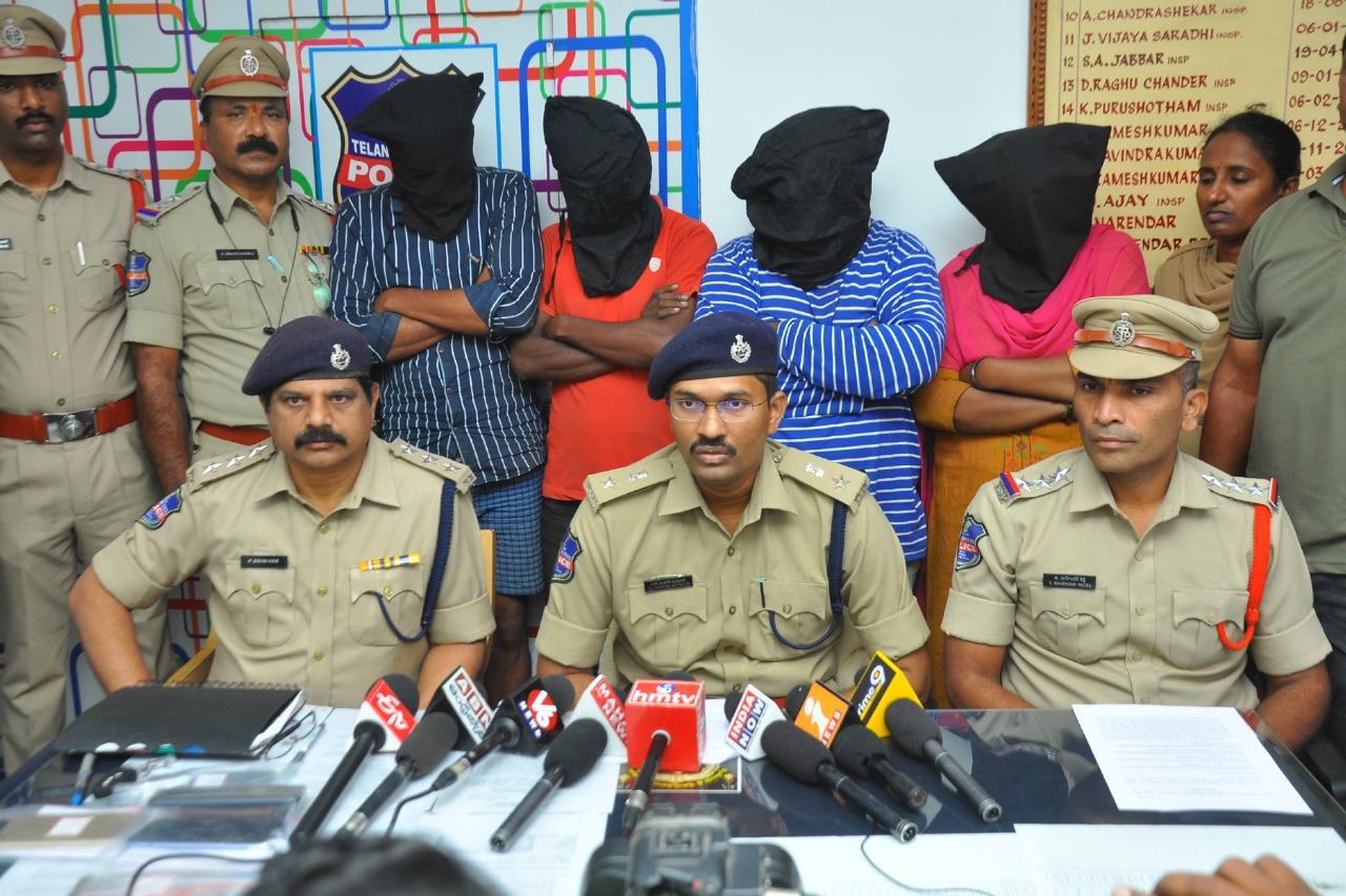 వివాహేతర సంబంధం: భర్తను హత్య చేయించిన భార్య వివాహేతర సంబంధం: భర్తను హత్య చేయించిన భార్య