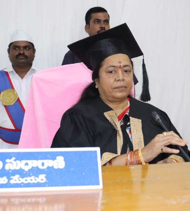 వరంగల్: బల్దియా ఏకపక్ష ఎజెండా ఏంటో..? వరంగల్: బల్దియా ఏకపక్ష ఎజెండా ఏంటో..?