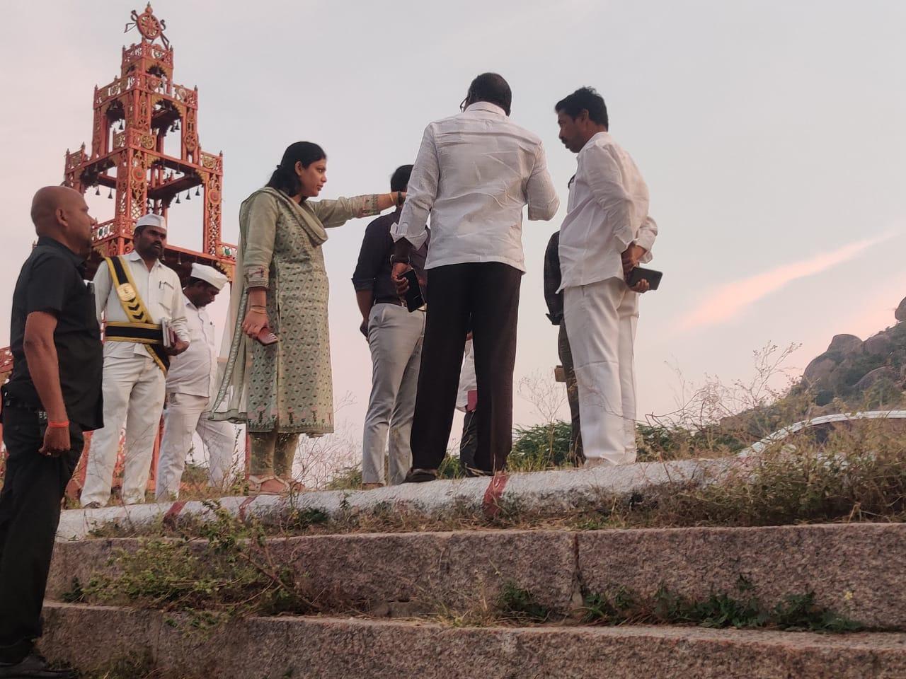 రాయగిరి వెంకటేశ్వర ఆలయ అభివృద్ధికి చర్యలు: కలెక్టర్ రాయగిరి వెంకటేశ్వర ఆలయ అభివృద్ధికి చర్యలు: కలెక్టర్