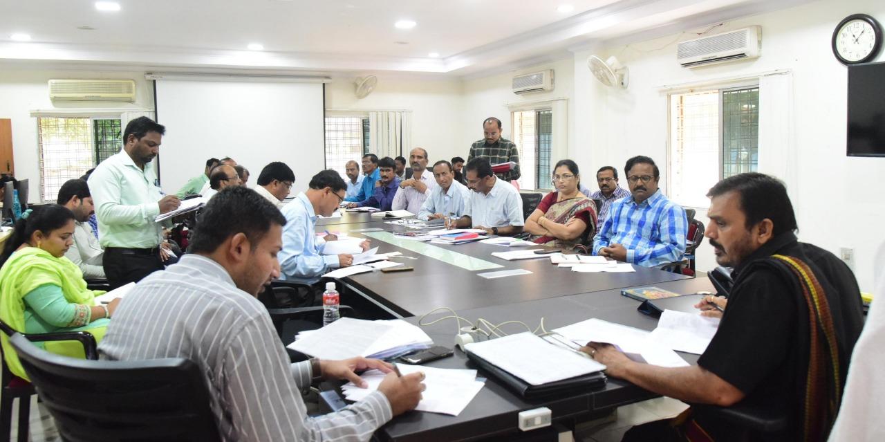 ‘మన ఊరు మనబడి’ పనులు వేగంగా పూర్తి చేయాలి: కలెక్టర్ శరత్ ‘మన ఊరు మనబడి’ పనులు వేగంగా పూర్తి చేయాలి: కలెక్టర్ శరత్