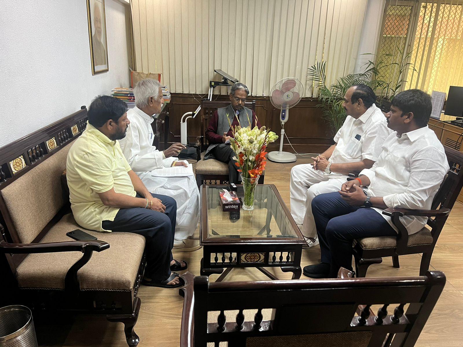 ‘భూ రికార్డుల సవరణ’పై సమగ్ర విచారణ చేయండి: కేంద్రాన్ని కోరిన కాంగ్రెస్ ‘భూ రికార్డుల సవరణ’పై సమగ్ర విచారణ చేయండి: కేంద్రాన్ని కోరిన కాంగ్రెస్
