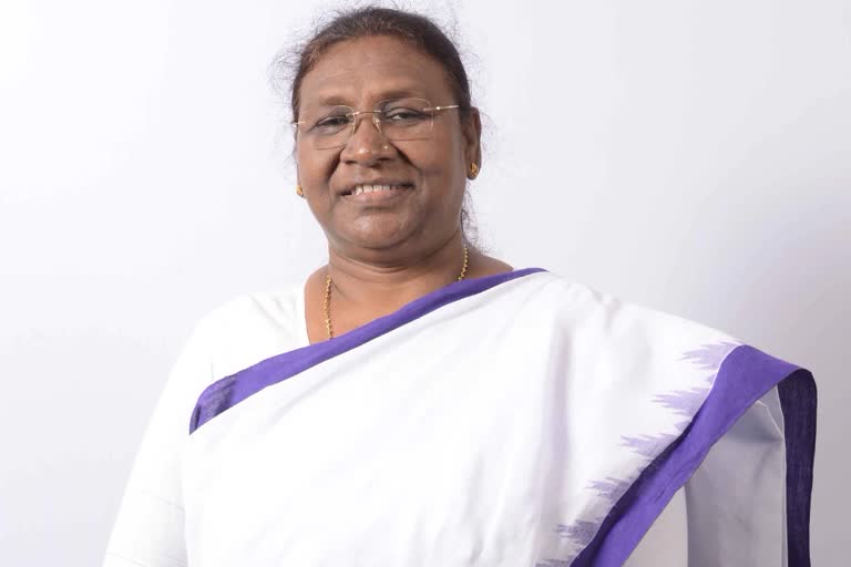 ఈనెల 30న యాదగిరిగుట్టకు రాష్ట్రపతి ముర్ము రాక ఈనెల 30న యాదగిరిగుట్టకు రాష్ట్రపతి ముర్ము రాక
