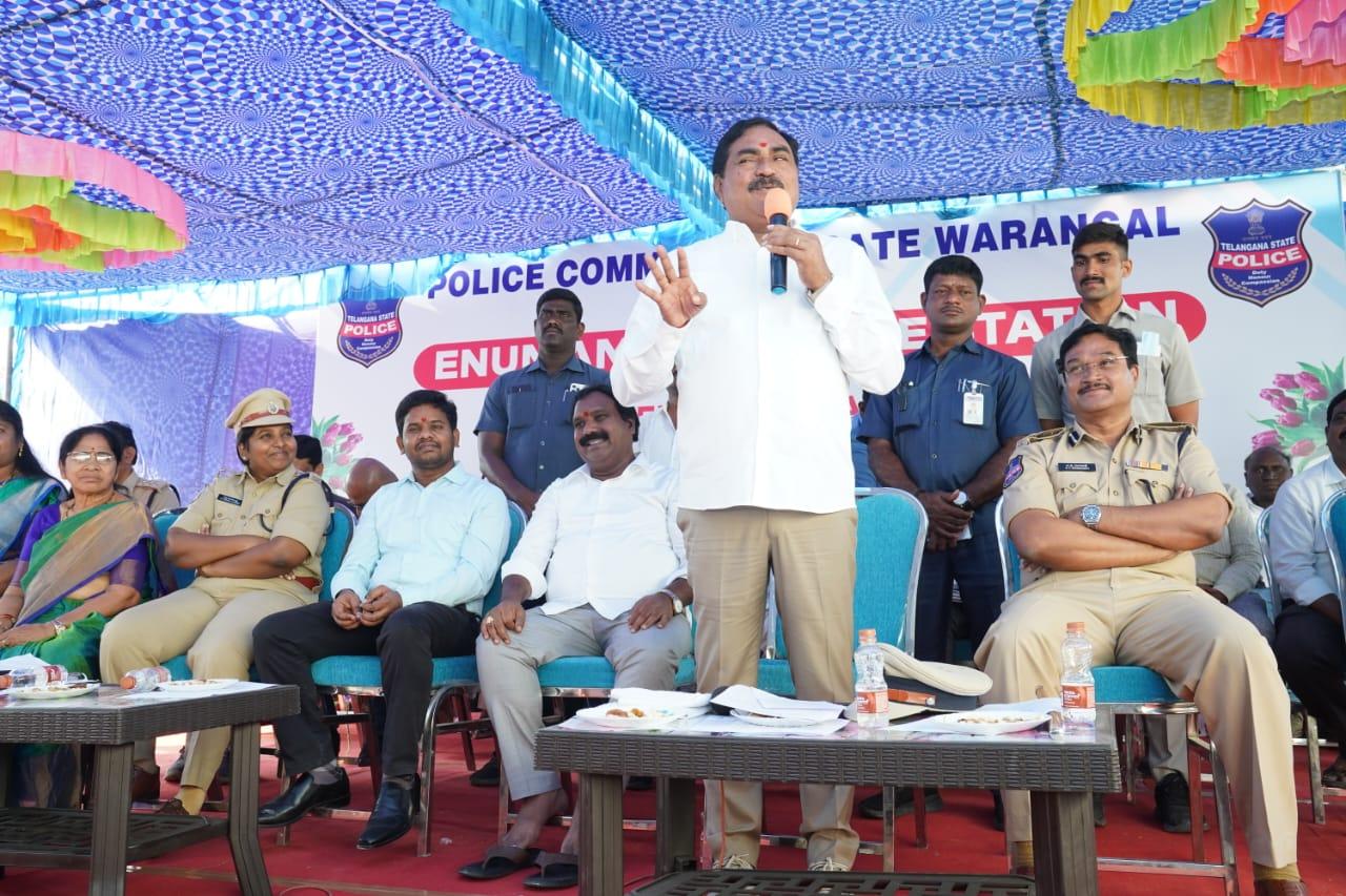 వరంగల్: రైతుకు భరోసా రైతు బంధు: మంత్రి ఎర్రబెల్లి వరంగల్: రైతుకు భరోసా రైతు బంధు: మంత్రి ఎర్రబెల్లి