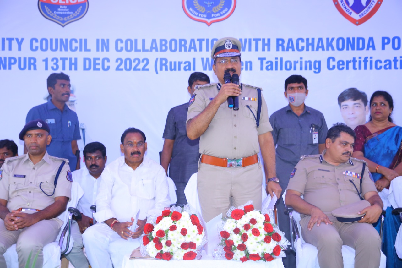 సర్వేల్ గురుకులం నా జీవితాన్నే మార్చేసింది: DGP మహేందర్ రెడ్డి సర్వేల్ గురుకులం నా జీవితాన్నే మార్చేసింది: DGP మహేందర్ రెడ్డి