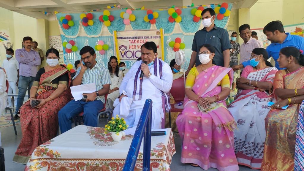 బాలికలకు స్వీయరక్షణ అవసరం: స్పీకర్ పోచారం శ్రీనివాస్ రెడ్డి బాలికలకు స్వీయరక్షణ అవసరం: స్పీకర్ పోచారం శ్రీనివాస్ రెడ్డి