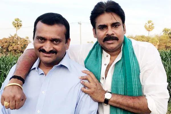 పవన్ భక్తుడికి మరోసారి పూనకం..! వైరల్ అవుతున్నట్వీట్ పవన్ భక్తుడికి మరోసారి పూనకం..! వైరల్ అవుతున్నట్వీట్