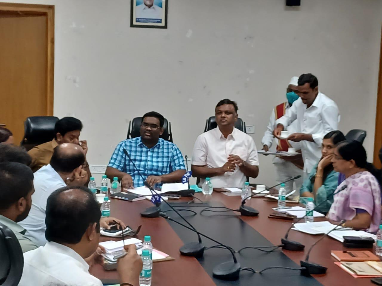 ‘నోబెల్’ గ్రహీత కైలాష్ సత్యర్థి వరంగల్ జిల్లా పర్యటన ‘నోబెల్’ గ్రహీత కైలాష్ సత్యర్థి వరంగల్ జిల్లా పర్యటన