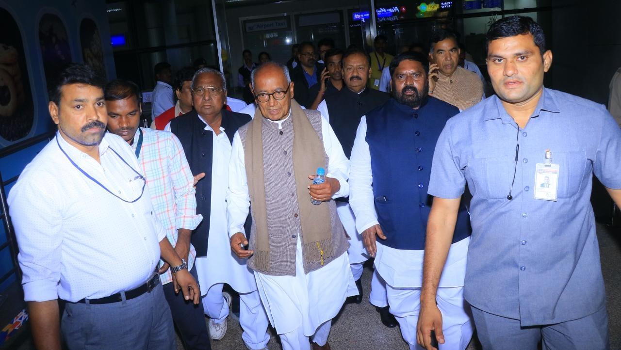 కాంగ్రెస్లో అసమ్మతి చల్లారేనా? డిగ్గి రాజా మాట వినేనా! కాంగ్రెస్లో అసమ్మతి చల్లారేనా? డిగ్గి రాజా మాట వినేనా!