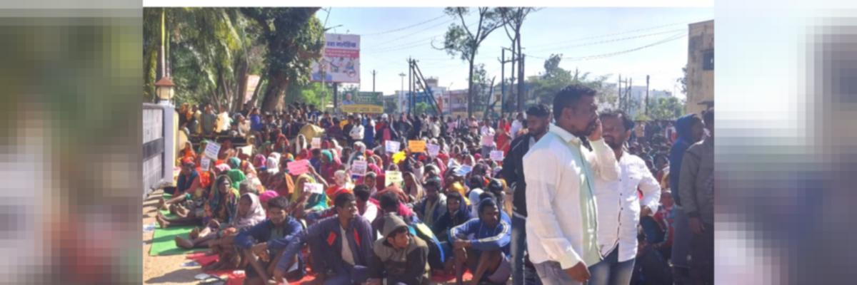 ఛత్తీస్గఢ్: ఆదివాసి క్రిస్టియన్లపై దాడులు ఛత్తీస్గఢ్: ఆదివాసి క్రిస్టియన్లపై దాడులు