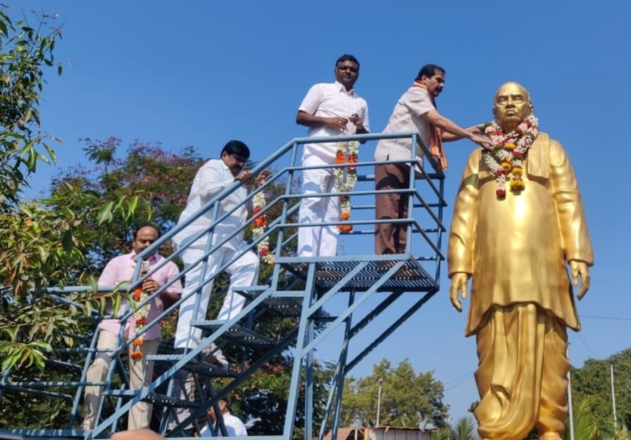 దేశ ఆర్థిక వ్యవస్థ గతిని మార్చిన దార్శనికుడు పీవీ: దాస్యం దేశ ఆర్థిక వ్యవస్థ గతిని మార్చిన దార్శనికుడు పీవీ: దాస్యం