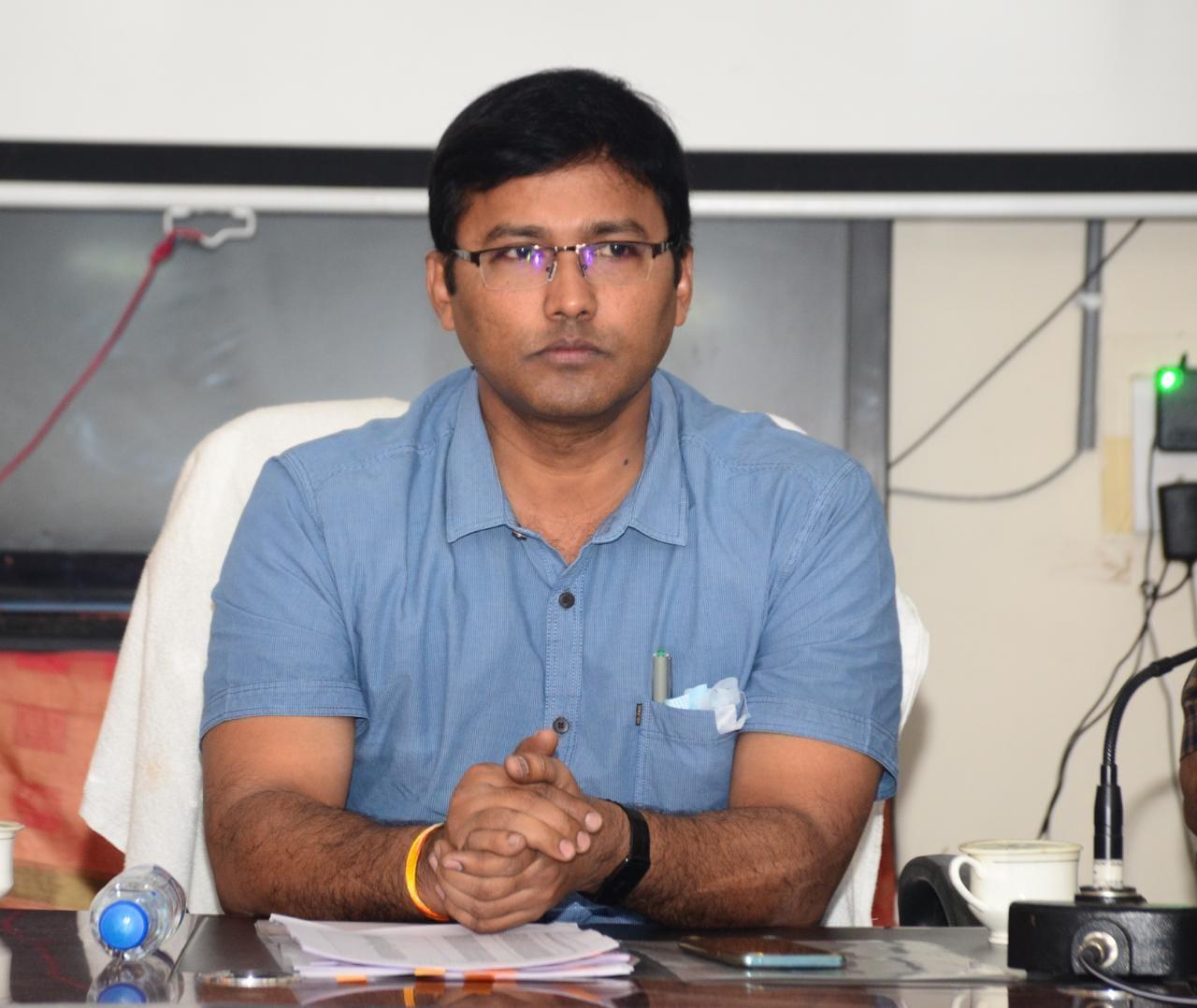 ధాన్యం సేకరణలో నిర్లక్ష్యం.. పౌర సరఫరాల జిల్లా మేనేజర్ సరెండర్ ధాన్యం సేకరణలో నిర్లక్ష్యం.. పౌర సరఫరాల జిల్లా మేనేజర్ సరెండర్