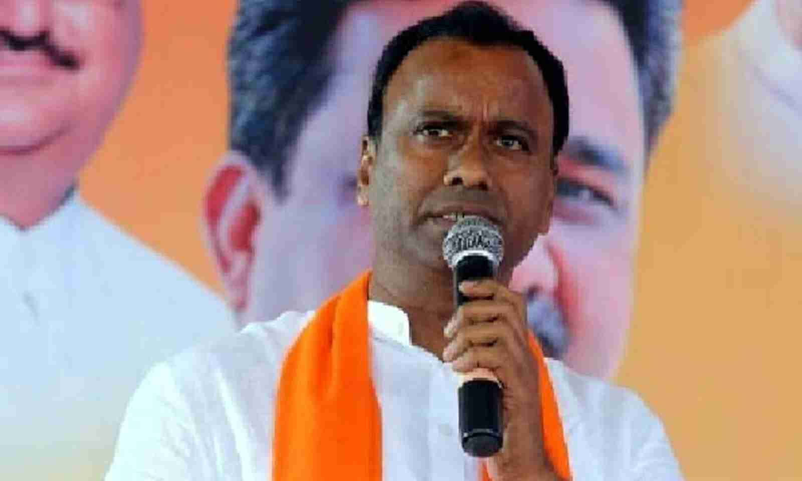 పార్టీ మార్పుపై క్లారిటీ ఇచ్చిన బీజేపీ నేత కోమటిరెడ్డి రాజగోపాల్ రెడ్డి పార్టీ మార్పుపై క్లారిటీ ఇచ్చిన బీజేపీ నేత కోమటిరెడ్డి రాజగోపాల్ రెడ్డి