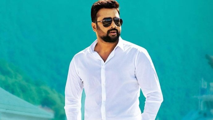 Nara Rohit | కలెక్షన్ కింగ్ లాంటి కంఠం.. అయినా ఈ హీరో కామ్గా ఉంటున్నాడేంటో? Nara Rohit | కలెక్షన్ కింగ్ లాంటి కంఠం.. అయినా ఈ హీరో కామ్గా ఉంటున్నాడేంటో?