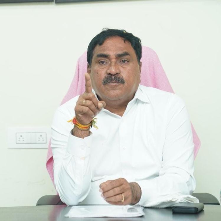 Errabelli | మంత్రి ఎర్రబెల్లికి తప్పని ఎదురీత Errabelli | మంత్రి ఎర్రబెల్లికి తప్పని ఎదురీత