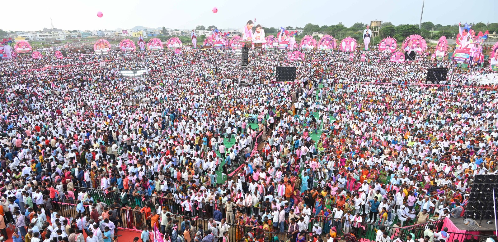 Jagadish Reddy | జయహో.. జగదీశుడా! ఇసకేస్తే రాలని జనం.. సీఎం సభ గ్రాండ్ సక్సెస్ Jagadish Reddy | జయహో.. జగదీశుడా! ఇసకేస్తే రాలని జనం.. సీఎం సభ గ్రాండ్ సక్సెస్