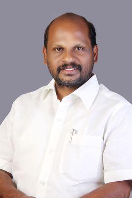 Hyderabad | హకీంపేట స్పోర్ట్స్ స్కూల్లో లైంగిక ఆరోపణలు.. OSD సస్పెండ్ Hyderabad | హకీంపేట స్పోర్ట్స్ స్కూల్లో లైంగిక ఆరోపణలు.. OSD సస్పెండ్