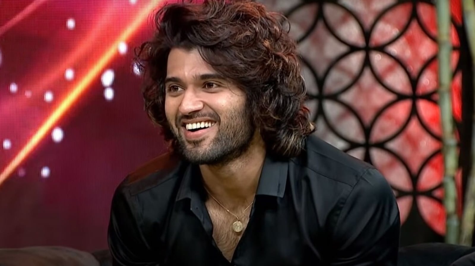 Vijay Deverakonda | విజయ్ దేవరకొండకు.. ఇక వరుస హిట్స్ వచ్చినా రావచ్చు! Vijay Deverakonda | విజయ్ దేవరకొండకు.. ఇక వరుస హిట్స్ వచ్చినా రావచ్చు!