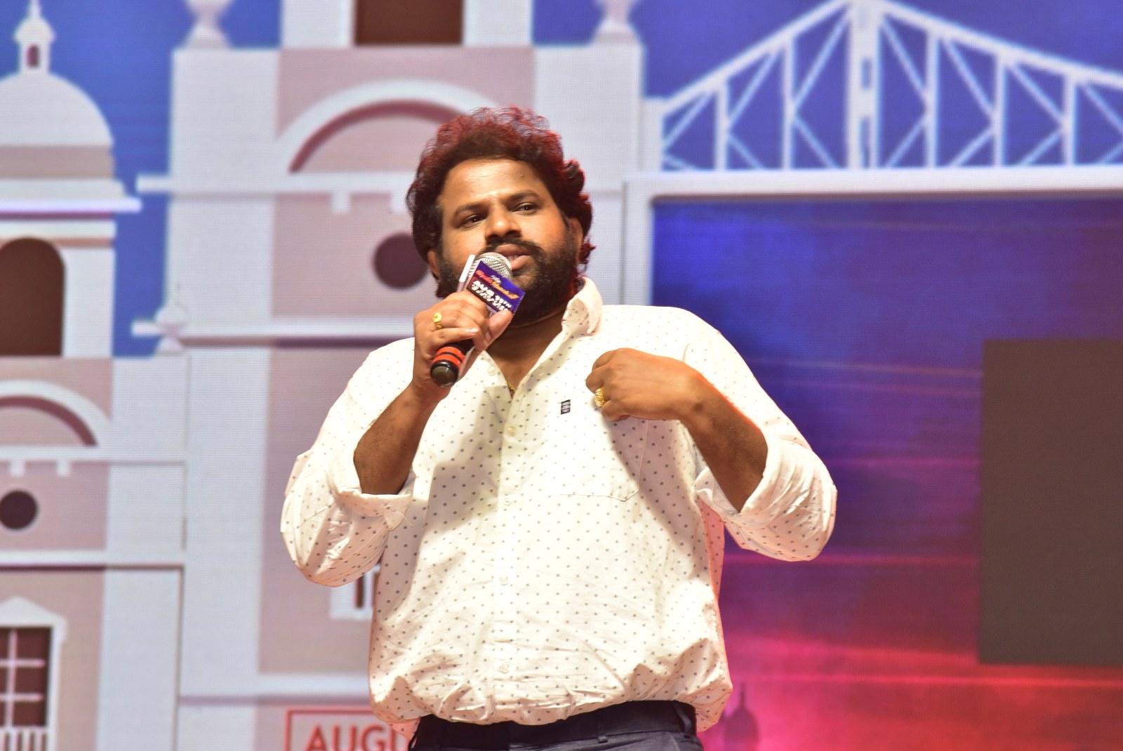 Hyper Aadi | హైపర్ ఆది.. చిరంజీవిని రోడ్డున పడేశావ్ కదయ్యా! చీ Hyper Aadi | హైపర్ ఆది.. చిరంజీవిని రోడ్డున పడేశావ్ కదయ్యా! చీ
