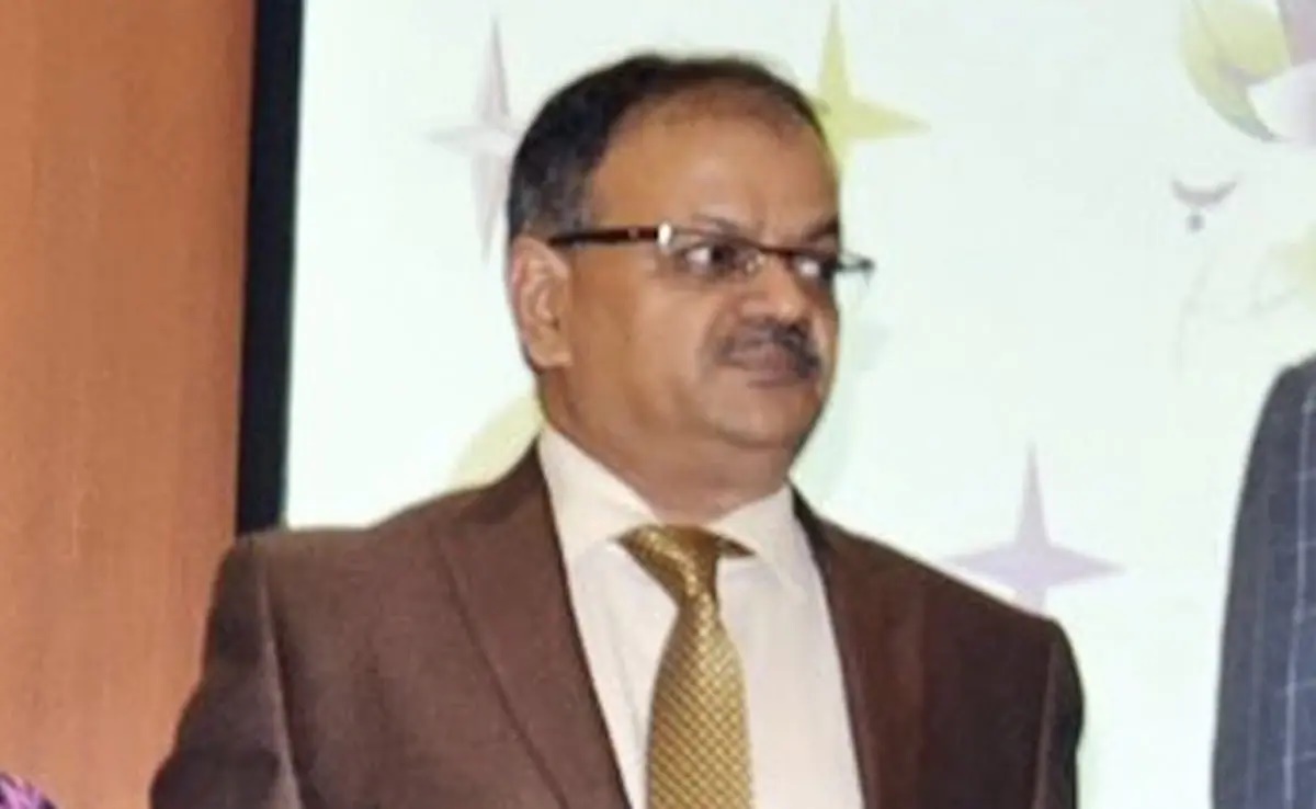 Justice Rohit Deo | బాంబే హైకోర్టు జడ్జి రాజీనామా.. వ్యక్తిత్వాన్ని చంపుకొని పనిచేయలేనని వ్యాఖ్య Justice Rohit Deo | బాంబే హైకోర్టు జడ్జి రాజీనామా.. వ్యక్తిత్వాన్ని చంపుకొని పనిచేయలేనని వ్యాఖ్య