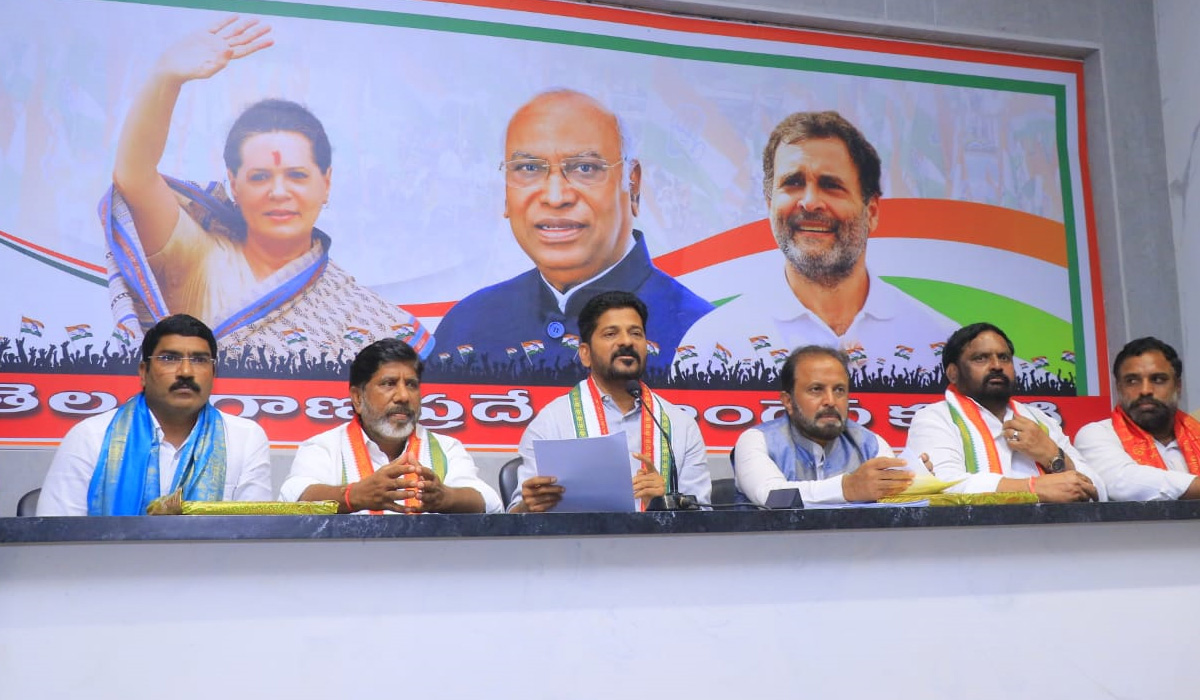 Revanth Reddy | వరుస డిక్లరేషన్లకు కాంగ్రెస్ రెడీ Revanth Reddy | వరుస డిక్లరేషన్లకు కాంగ్రెస్ రెడీ