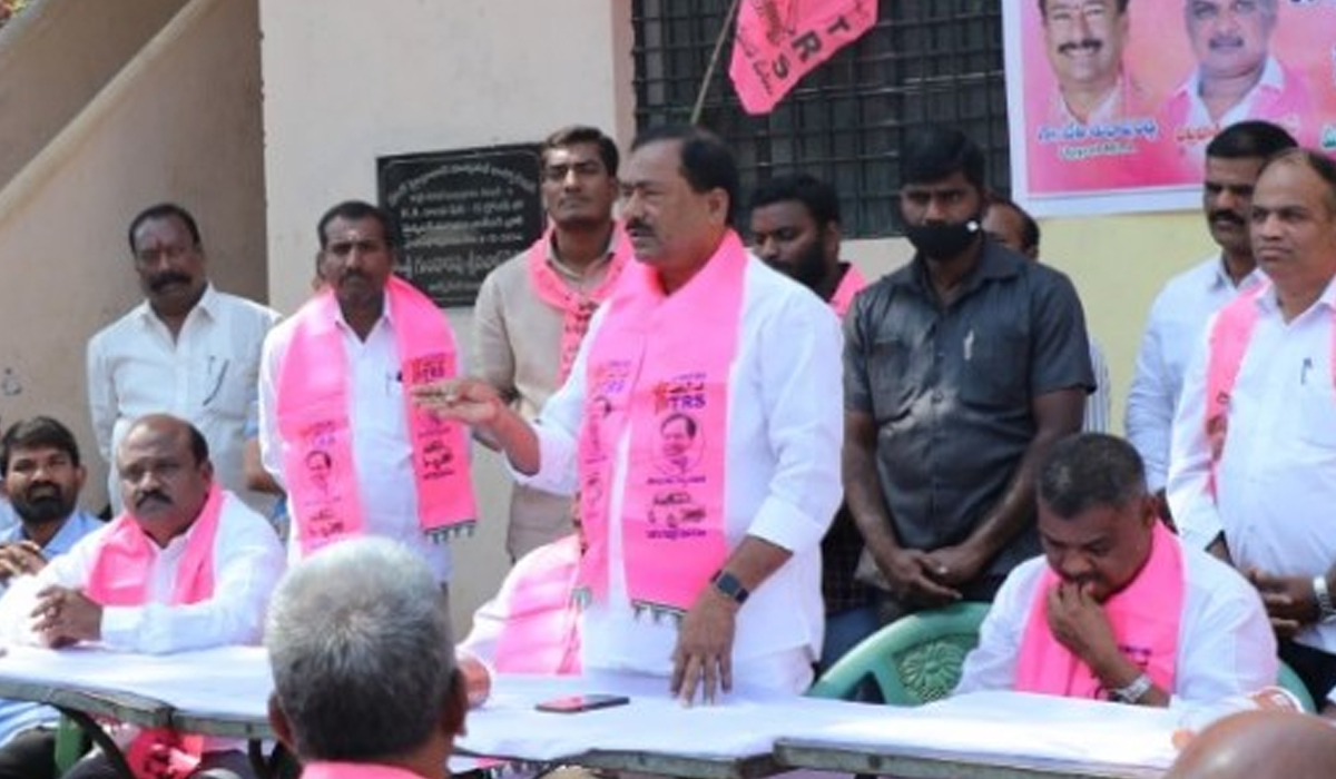 Subhash Reddy | టికెట్ ఎందుకివ్వలేదో చెప్పండి: సుభాష్ రెడ్డి Subhash Reddy | టికెట్ ఎందుకివ్వలేదో చెప్పండి: సుభాష్ రెడ్డి
