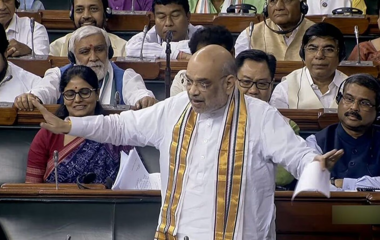 Amith Sha | రోజుకు 17 గంటలు శ్రమించే ప్రధానీ మోదీ: అమిత్షా Amith Sha | రోజుకు 17 గంటలు శ్రమించే ప్రధానీ మోదీ: అమిత్షా