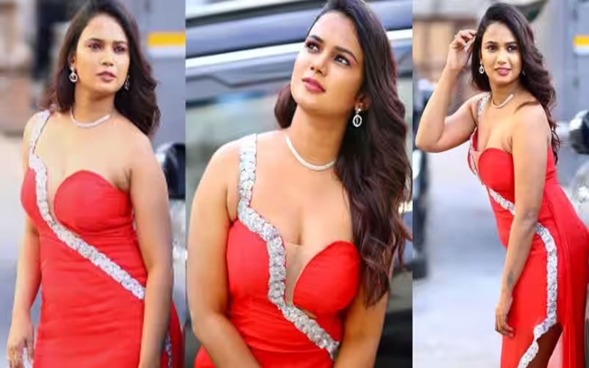 Aiyana: ఎరుపెక్కిన అరియానా అందం.. ఎద అందాలు చూపిస్తూ పిచ్చెక్కిస్తున్న బిగ్ బాస్ బ్యూటీ Aiyana: ఎరుపెక్కిన అరియానా అందం.. ఎద అందాలు చూపిస్తూ పిచ్చెక్కిస్తున్న బిగ్ బాస్ బ్యూటీ