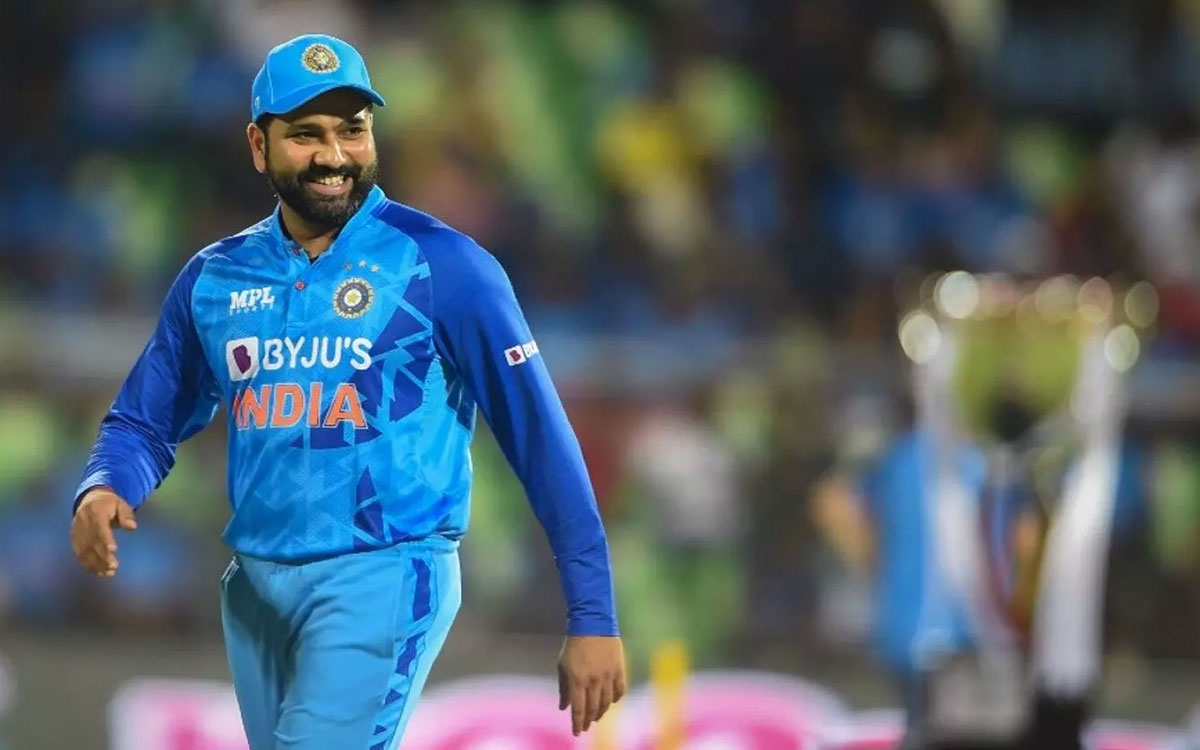 Rohit Sharma | అది భారత జట్టా, లేక ముంబై ఇండియన్స్ టీమా?.. రోహిత్ శర్మపై దారుణమైన ట్రోలింగ్ Rohit Sharma | అది భారత జట్టా, లేక ముంబై ఇండియన్స్ టీమా?.. రోహిత్ శర్మపై దారుణమైన ట్రోలింగ్