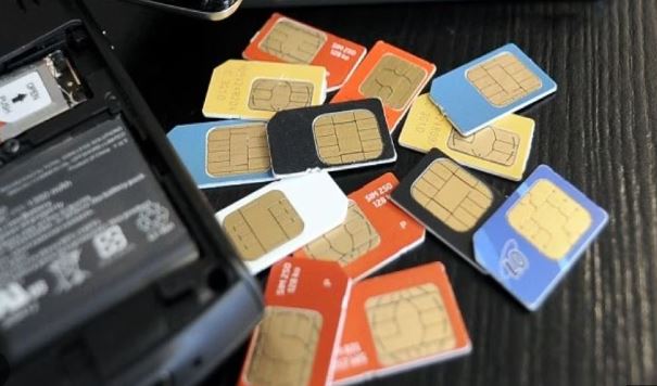 SIM Card Rule | ఇకపై సిమ్కార్డు డీలర్లకు పోలీస్ వెరిఫికేషన్.. లేకపోతే రూ.10లక్షల జరిమానా..! SIM Card Rule | ఇకపై సిమ్కార్డు డీలర్లకు పోలీస్ వెరిఫికేషన్.. లేకపోతే రూ.10లక్షల జరిమానా..!