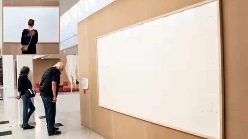 White Canvas | తెల్ల కాన్వాసును ప్రదర్శనకు పెట్టిన ఆర్టిస్టు.. మొట్టికాయలేసిన కోర్టు White Canvas | తెల్ల కాన్వాసును ప్రదర్శనకు పెట్టిన ఆర్టిస్టు.. మొట్టికాయలేసిన కోర్టు