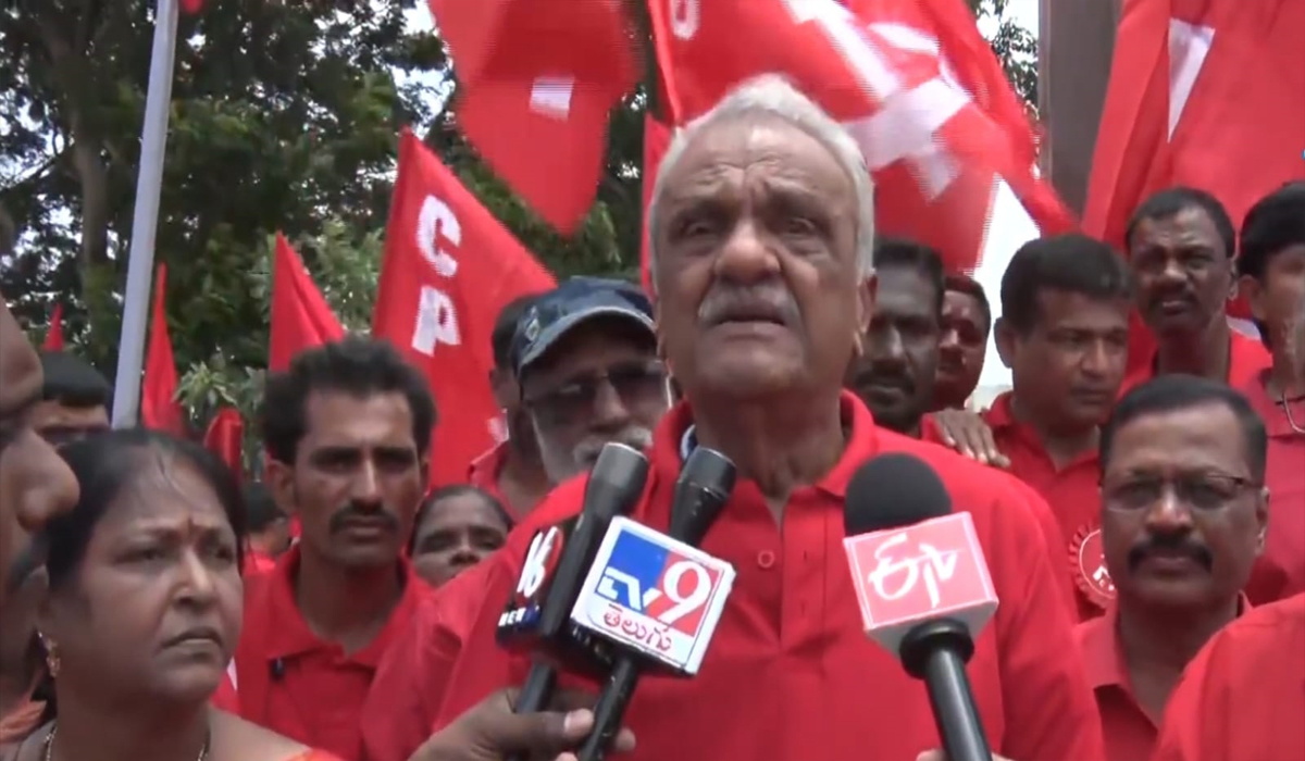బ్రిడ్జిలు కూలినట్లే..కేసీఆర్ ప్రభుత్వమూ కూలబోతుంది: సీపీఐ నారాయణ బ్రిడ్జిలు కూలినట్లే..కేసీఆర్ ప్రభుత్వమూ కూలబోతుంది: సీపీఐ నారాయణ