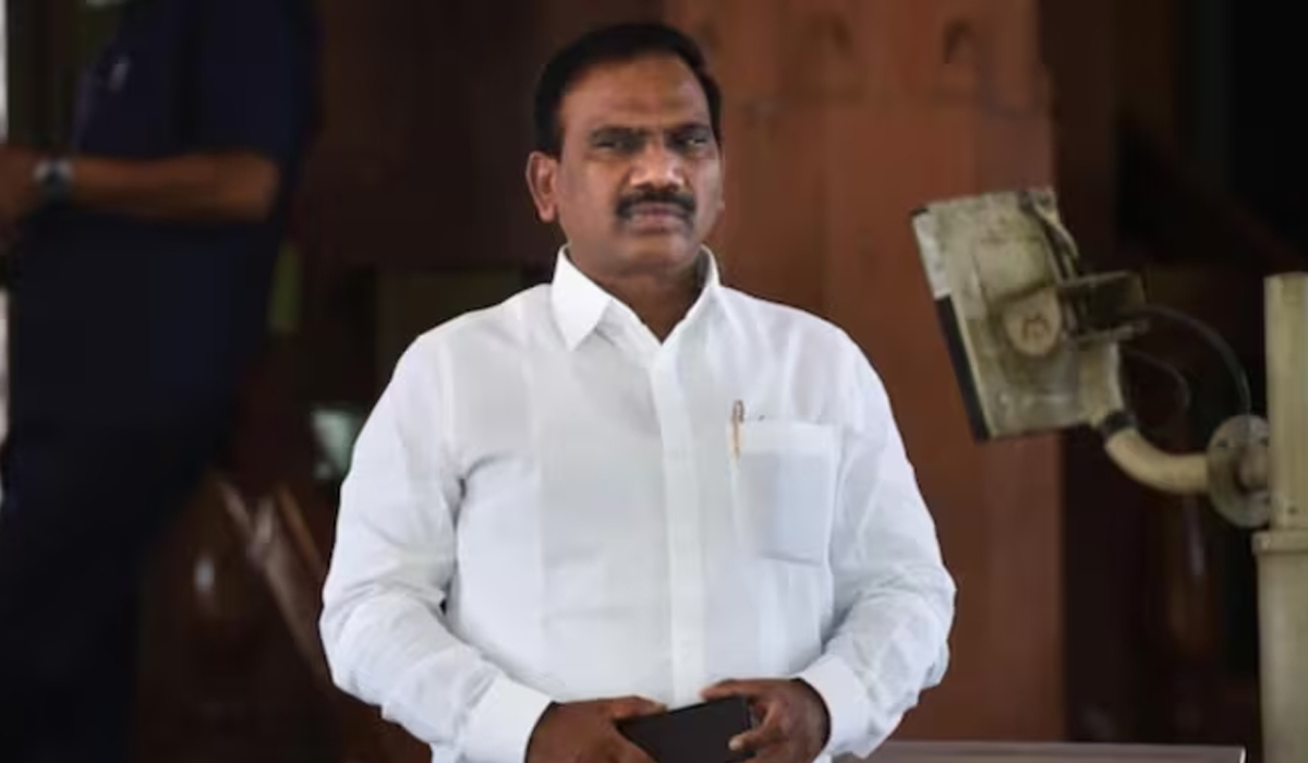 Sanatana Dharma | సనాతనధర్మం హెచ్ఐవి లాంటిది.. డీఎంకే ఎంపీ రాజా వ్యాఖ్యలు Sanatana Dharma | సనాతనధర్మం హెచ్ఐవి లాంటిది.. డీఎంకే ఎంపీ రాజా వ్యాఖ్యలు