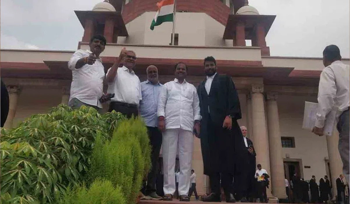 MLA Bandla | గద్వాల ఎమ్మెల్యే బండ్లకు సుప్రీం ఊరట MLA Bandla | గద్వాల ఎమ్మెల్యే బండ్లకు సుప్రీం ఊరట