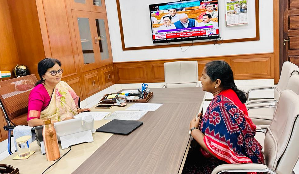 MLA Seethakka | ఏటూరునాగారం రెవెన్యూ డివిజన్ చేయాలి: ఎమ్మెల్యే సీతక్క MLA Seethakka | ఏటూరునాగారం రెవెన్యూ డివిజన్ చేయాలి: ఎమ్మెల్యే సీతక్క