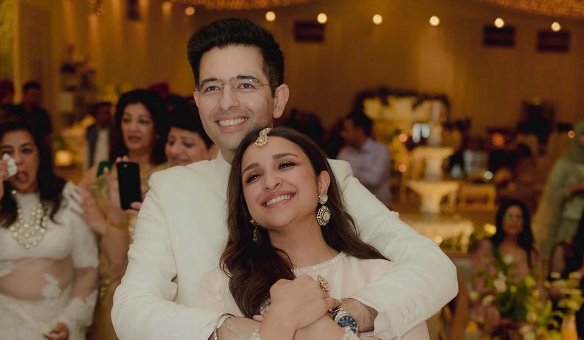 Parineeti Chopra-Raghav Chadha | రాజస్థాన్ ఉదయ్పూర్ ప్యాలెస్లో పరిణీతి చోప్రా-రాఘవ్ చద్దాల వివాహ వేడుక.. హోటల్ ఒక్కో గది అద్దెంతో తెలిస్తే షాకవుతారు..! Parineeti Chopra-Raghav Chadha | రాజస్థాన్ ఉదయ్పూర్ ప్యాలెస్లో పరిణీతి చోప్రా-రాఘవ్ చద్దాల వివాహ వేడుక.. హోటల్ ఒక్కో గది అద్దెంతో తెలిస్తే షాకవుతారు..!