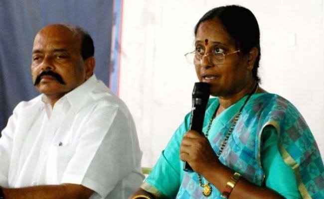 KONDA | అభద్రతలో కొండా దంపతులు! టికెట్ వస్తుందో.. లేదోనని ఆందోళన KONDA | అభద్రతలో కొండా దంపతులు! టికెట్ వస్తుందో.. లేదోనని ఆందోళన