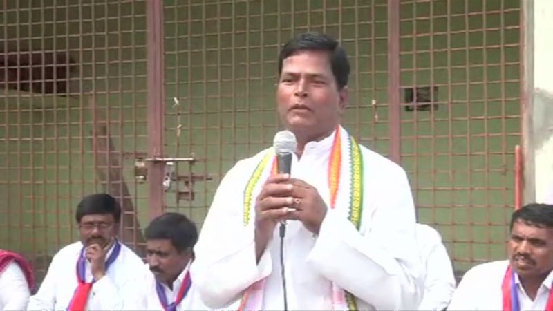 Wanaparthy | వనపర్తి కాంగ్రెస్లో వార్.. చిన్నారెడ్డికి పెరుగుతున్న వ్యతిరేకత Wanaparthy | వనపర్తి కాంగ్రెస్లో వార్.. చిన్నారెడ్డికి పెరుగుతున్న వ్యతిరేకత