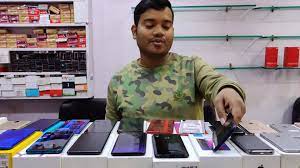 Old Mobiles | పాత మొబైళ్ల షాపు: రూ.50 కోట్ల టర్నోవరు.. మూడు బ్రాంచ్లు Old Mobiles | పాత మొబైళ్ల షాపు: రూ.50 కోట్ల టర్నోవరు.. మూడు బ్రాంచ్లు