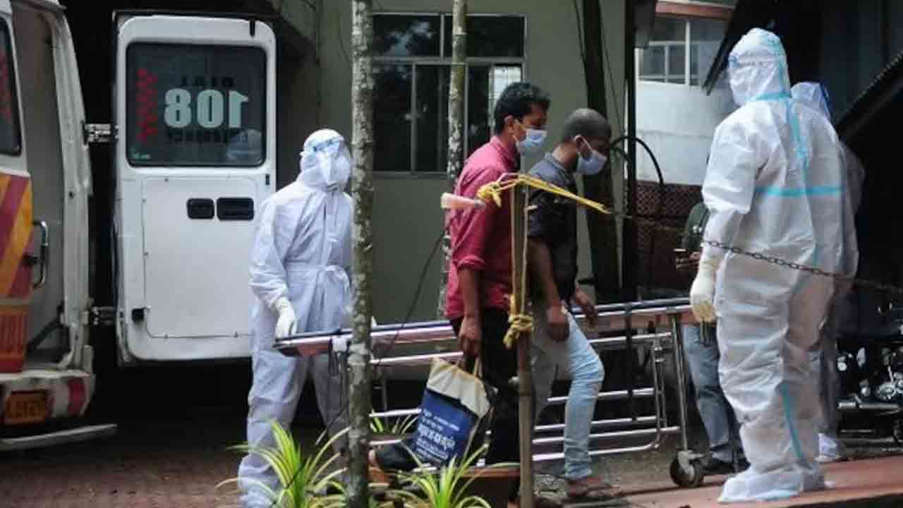 Nipah Virus | కొవిడ్ కంటే నిఫా అత్యంత ప్రమాదకరం.. హెచ్చరించిన ICMR Nipah Virus | కొవిడ్ కంటే నిఫా అత్యంత ప్రమాదకరం.. హెచ్చరించిన ICMR