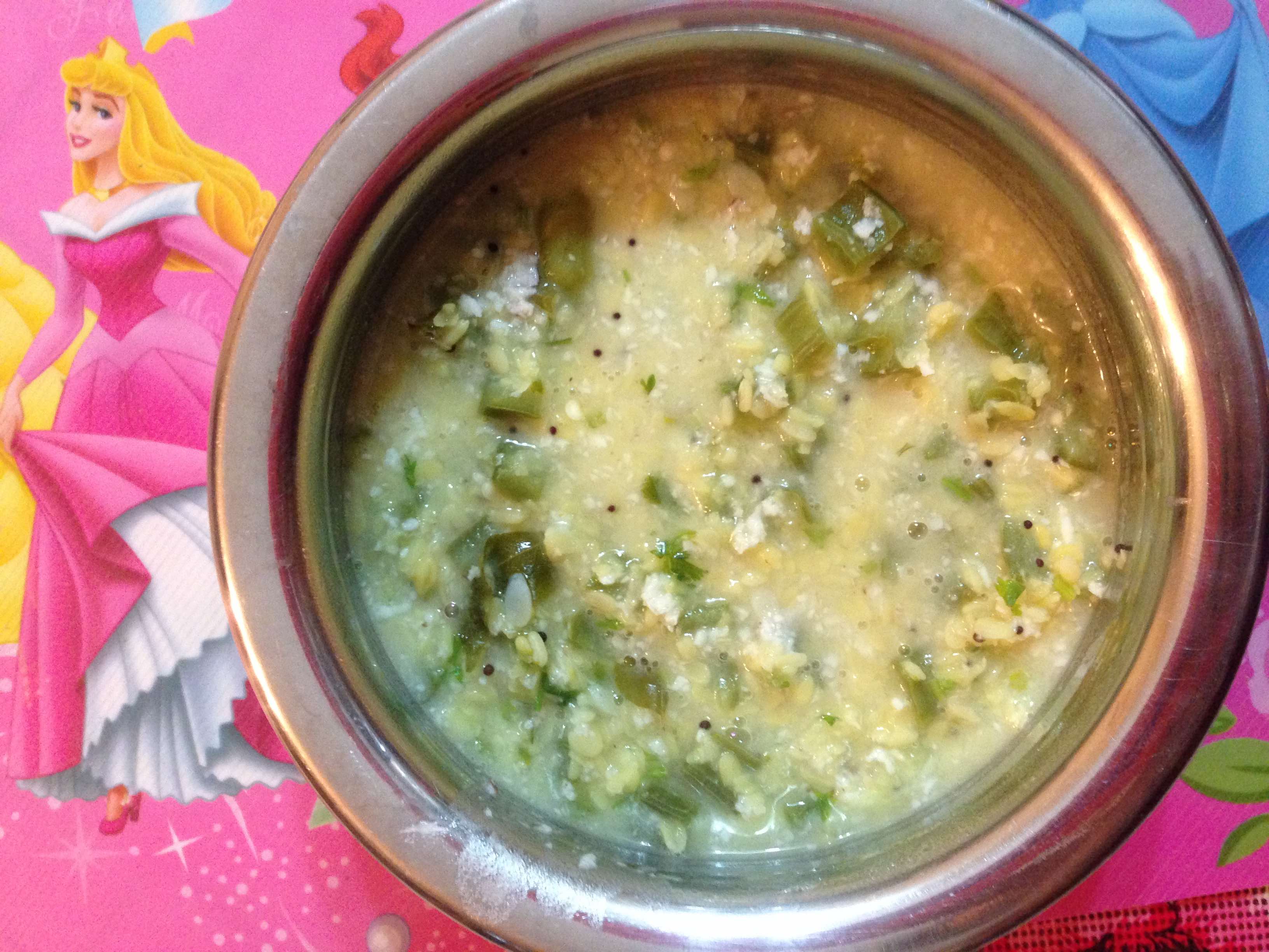 Herekayi Thovve ( Ridge gourd dal , Turai ki dal )