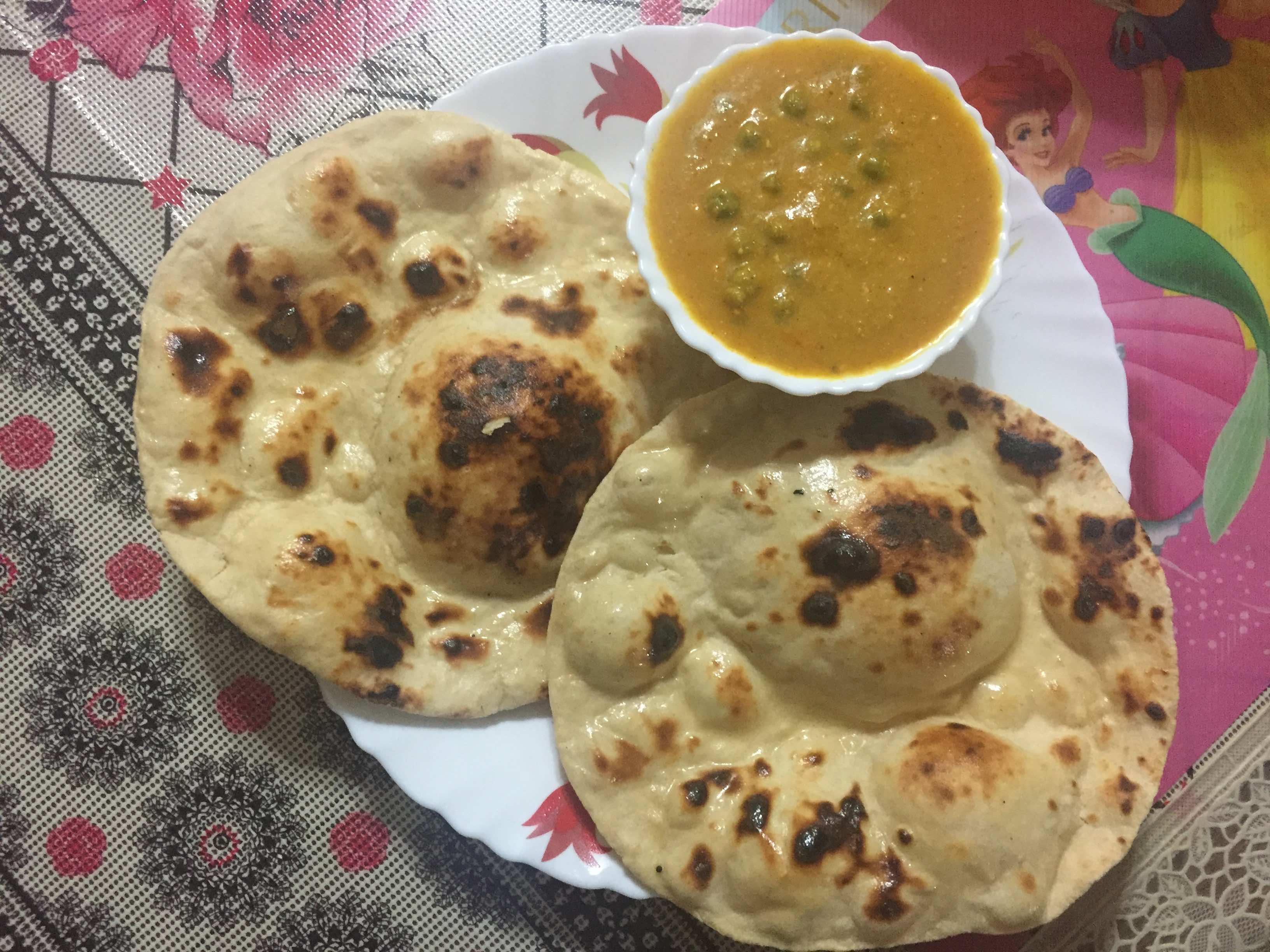 Tandoori Wheat Naan using tawa.