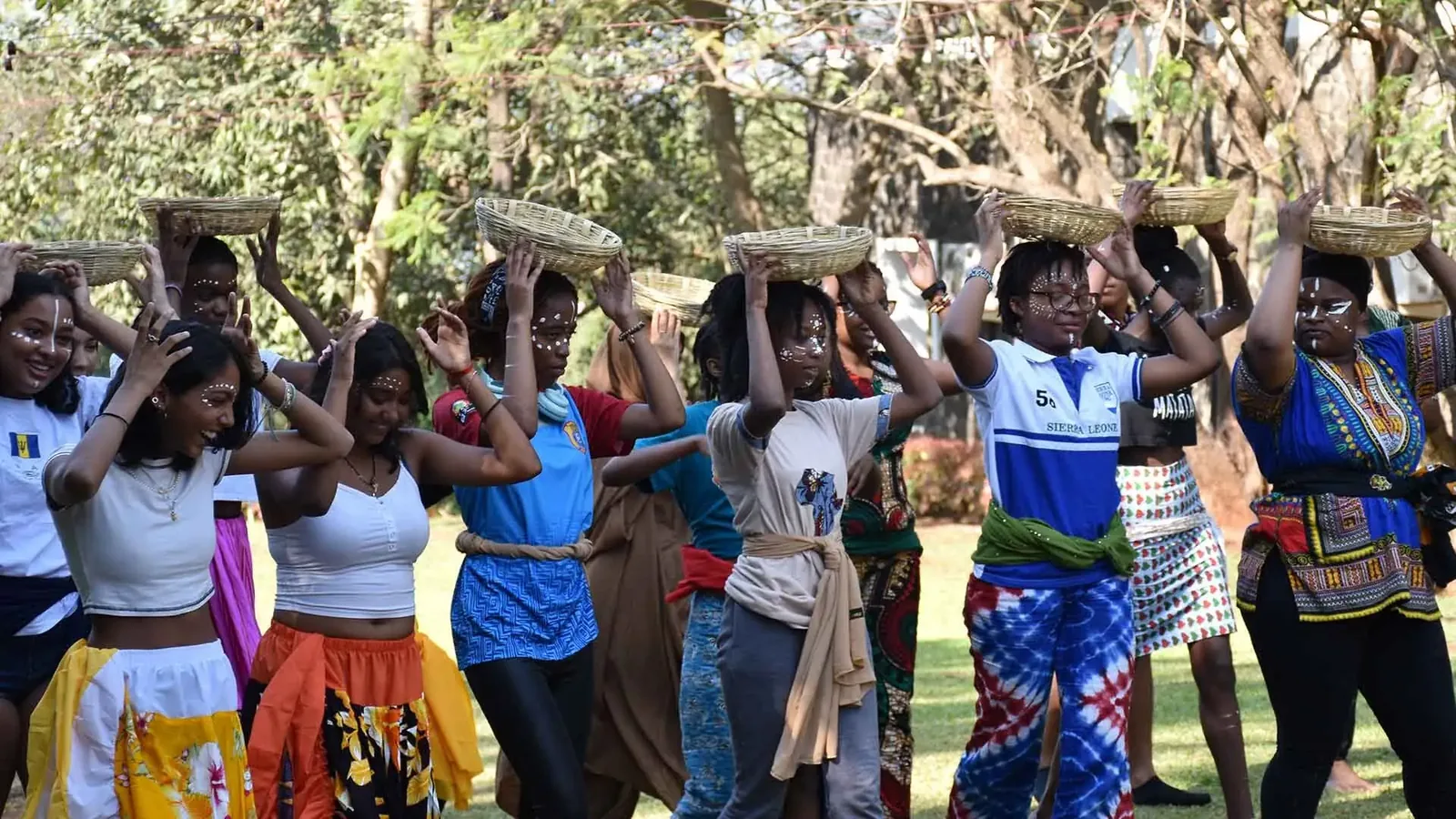 Students in a MUWCI experiential-learning session