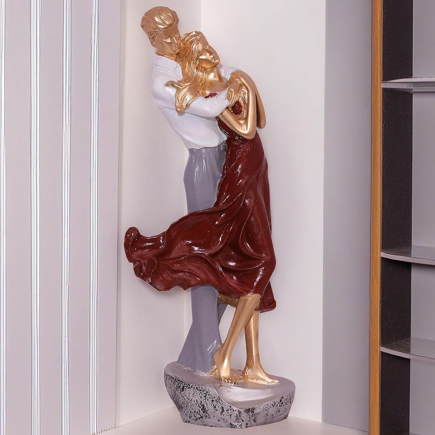 Romantic Embrace Showpiece Statue - Love Figurine with Heart-Shaped Base for Home Decor, Perfect for Valentine's Day, Anniversaries, Wedding Gifts (Dancing Couple Red) — photo — 8 of 9